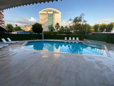 White Night Suite & Apart Hotel