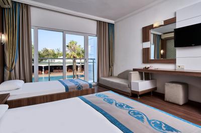 Luca Beach Hotel