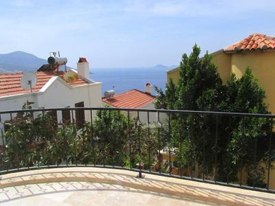 Villa Honeysuckle