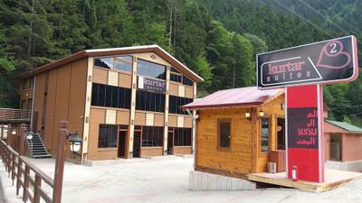 Minaz Hotel