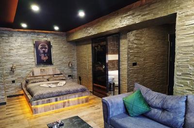 Golden House