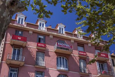 Le Dauphin Hotel