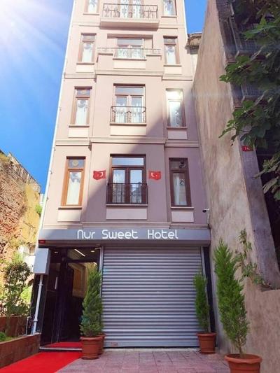Nur Suite Hotel