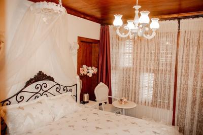 Ranjous Hotel