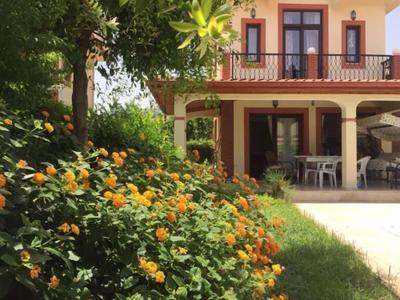 Villa Akar