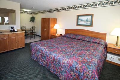 Barker's Island Inn Resort