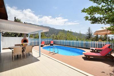 Villa Sezar by Helaltatilvillari