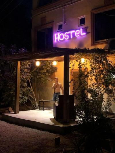 Camp & Hostel Nikapart