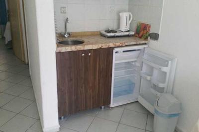 Ozlem Apart