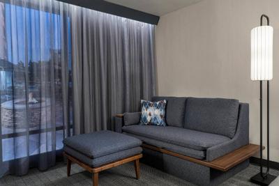 Courtyard By Marriott Conway
