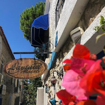 Lavinia Hotel