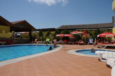 Sunflower Apart Hotel