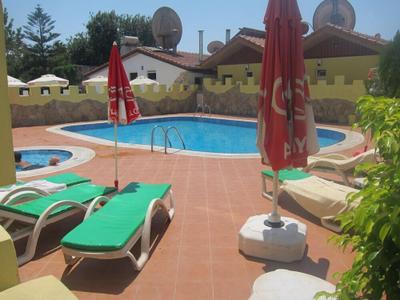 Sunflower Apart Hotel