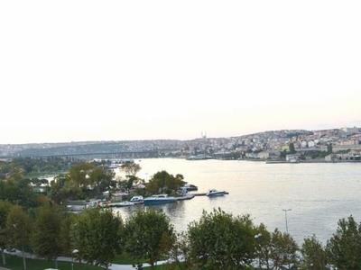 Golden Horn Suite