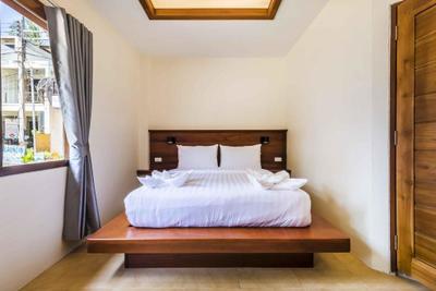 Wyh Hotel