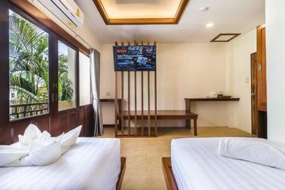 Wyh Hotel