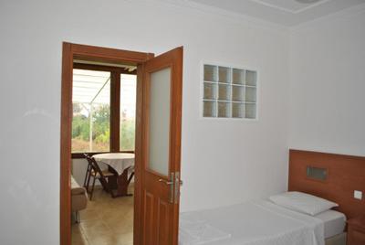 Defne Apart Otel