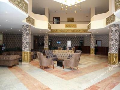 Bayar Garden Beach Hotel
