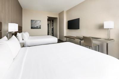 Ac Hotel By Marriott Bethesda Downtown