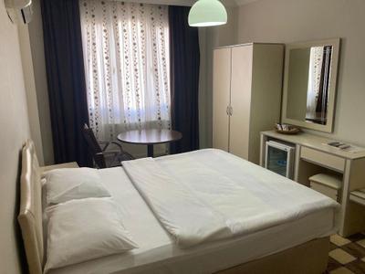 Ozhan Otel