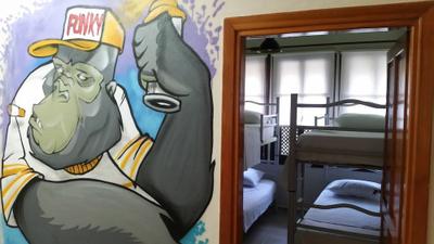 Funky Monkey Antalya Hostel & Pub