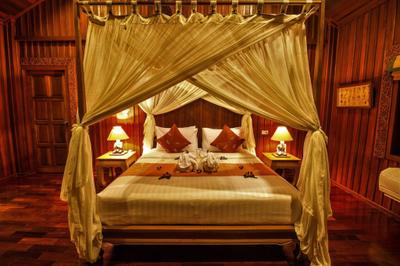 Erawan Villa Hotel