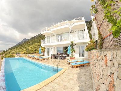 Villa Neri 2