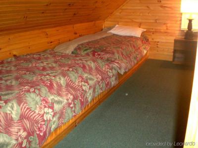 Pilgrim Inn & Cottages