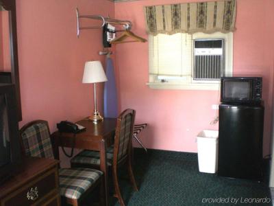 Pilgrim Inn & Cottages