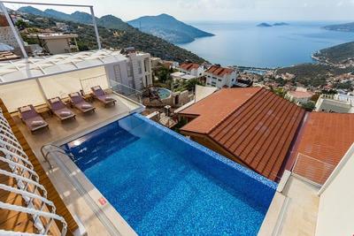 Villa Sardunya by Lucida Villas