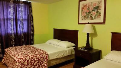 Aquastar Inn