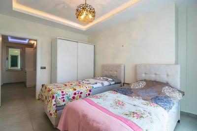 Seven Stars Apartments