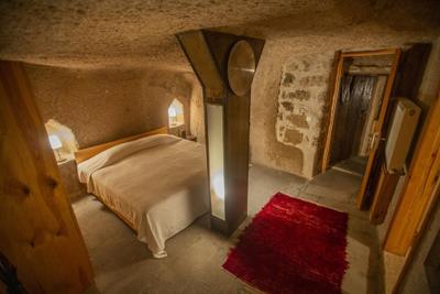 Asmali Cave House