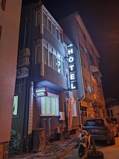 Karhal Hotel
