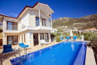Villa Iris