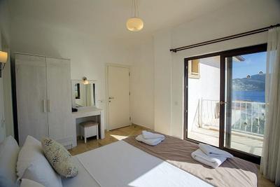 Villa Iris