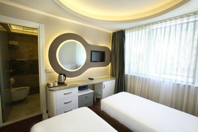 Is Hotel