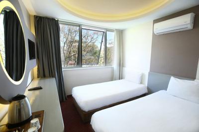 Is Hotel