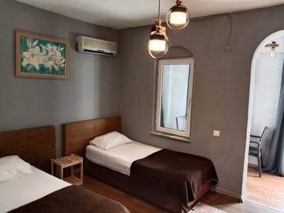 Mert Hotel