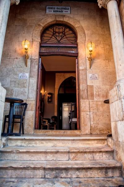The Liwan Deluxe Hotel