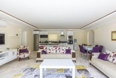 Villa Nefer
