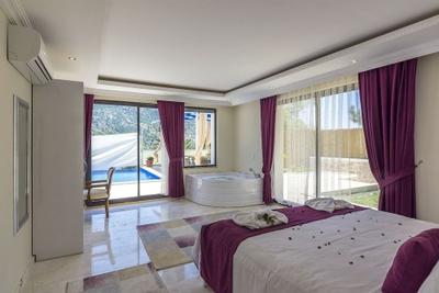 Villa Nefer