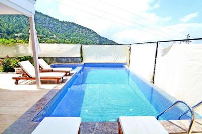 Villa Yani