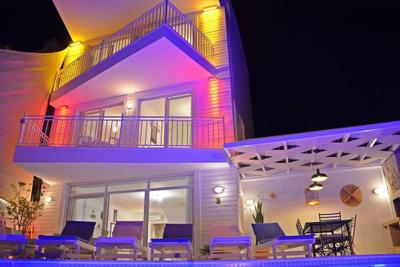 Villa Gelecek