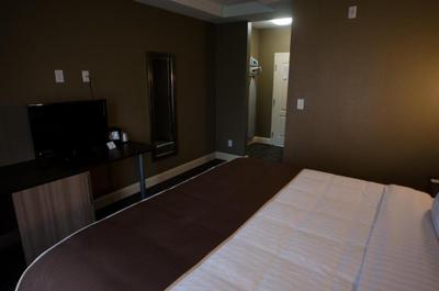 Aashram Hotel By Niagara River