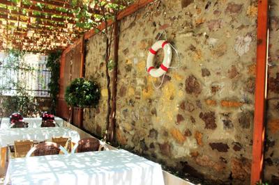 Olivia 1845 Guest House