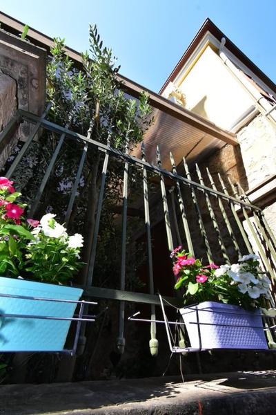 Olivia 1845 Guest House