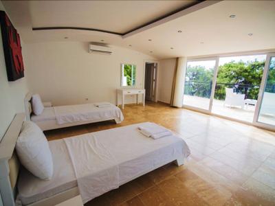 Villa Serenity