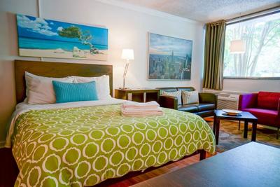 Studios On 25th By Bca Furnished Apts