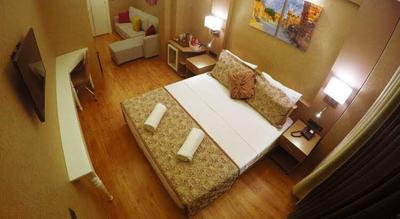 Hotel Iz